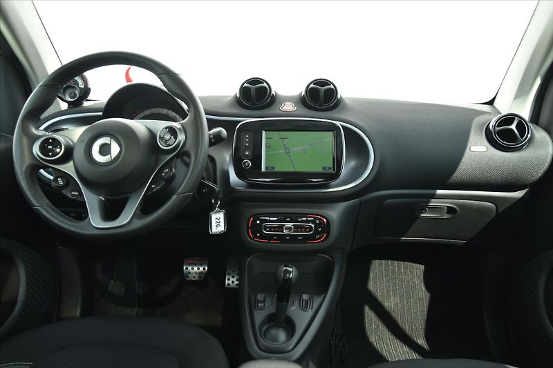 Smart Fortwo EQ ELEKTRO LED PANORAMA - fotka 12 z 24