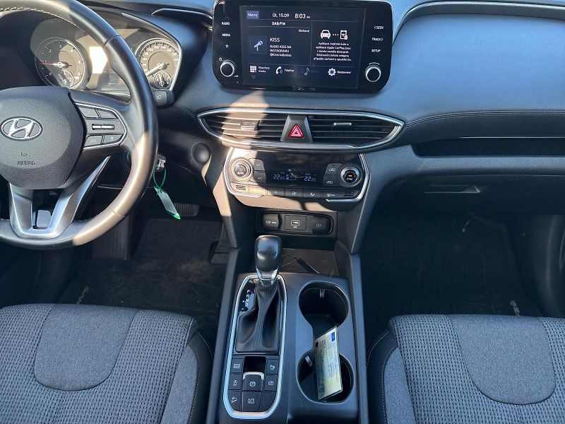 Hyundai Santa Fe (2021) COMFORT 2.2CRDi 148kW CZ DPH  - fotka 10 z 11