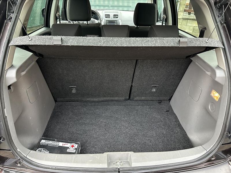 Suzuki SX4 1,6 4x4 STYLE TAŽNÉ - fotka 5 z 22
