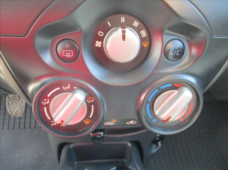 Nissan Micra 1,2 i, klima, serv. kniha, - fotka 17 z 30