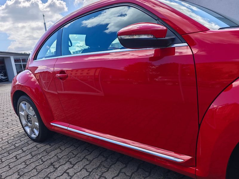 Volkswagen Beetle (2012) 1.2 TSI Design REZERVACE - fotka 29 z 34