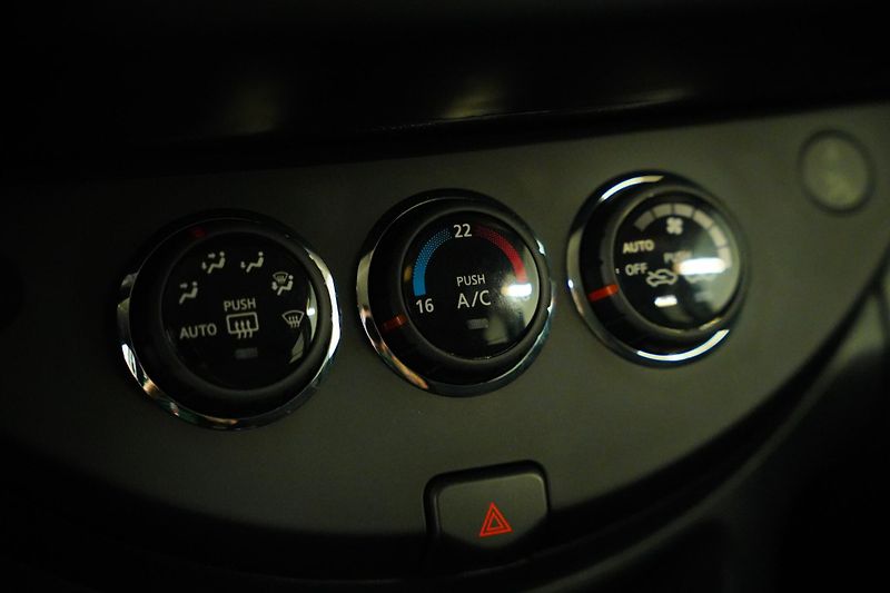 Nissan Note - fotka 21 z 23