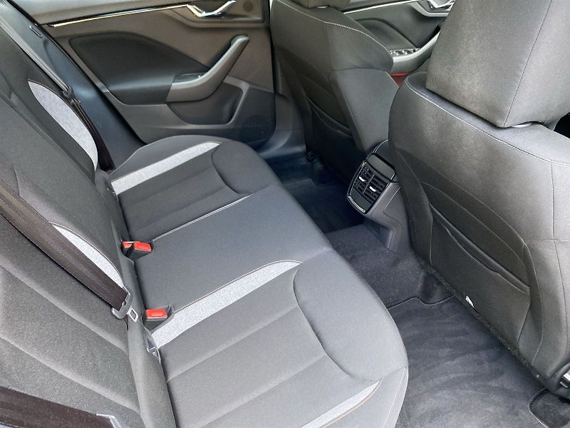 Škoda Kamiq (2025) 1.0 TSI Selection - fotka 11 z 33