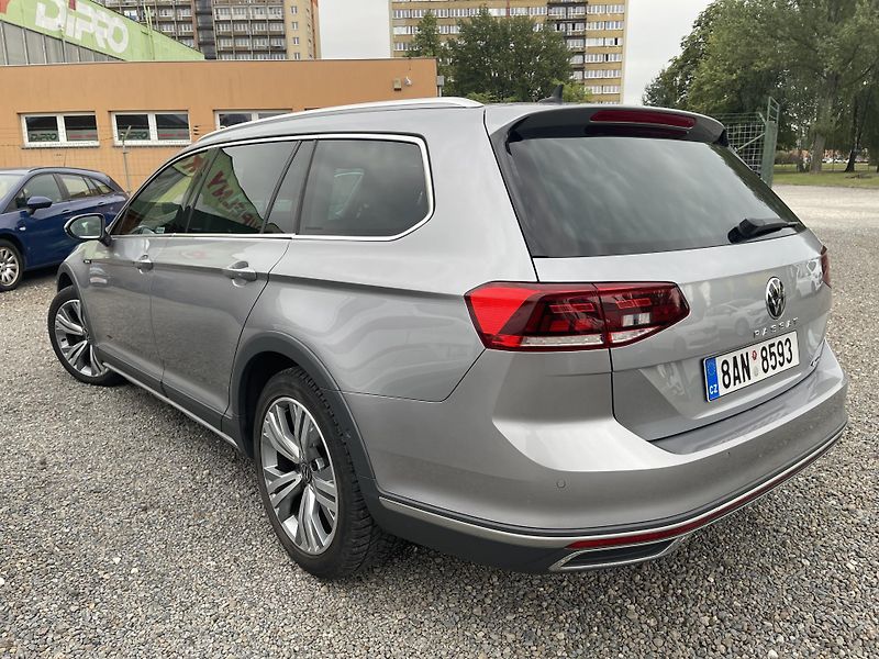Volkswagen Passat Variant 2.0TDi Alltrack DSG 4x4 DPH ČR - fotka 14 z 42
