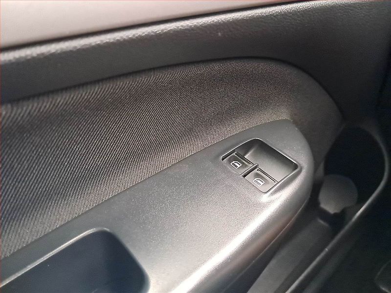 Škoda Octavia (2012) Ambition 1.6 TDI, Tempomat - fotka 16 z 16