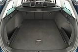 Volkswagen Passat (2019) 2.0 TDI, Automat, Navi - náhled 16