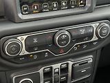 Jeep Wrangler 2.2CRD, ČR, Overland, 4x4 - náhled 31