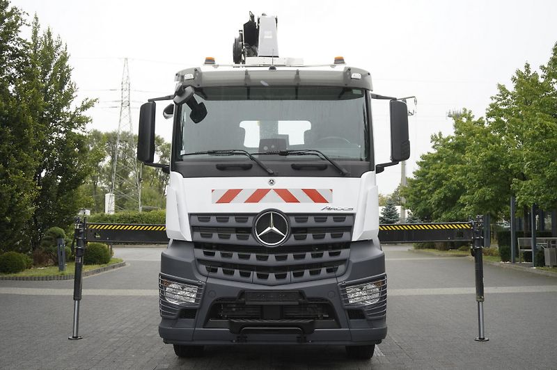 Mercedes-Benz (2023) Arocs 1833 4×2 / 50 tho. km! - fotka 11 z 24