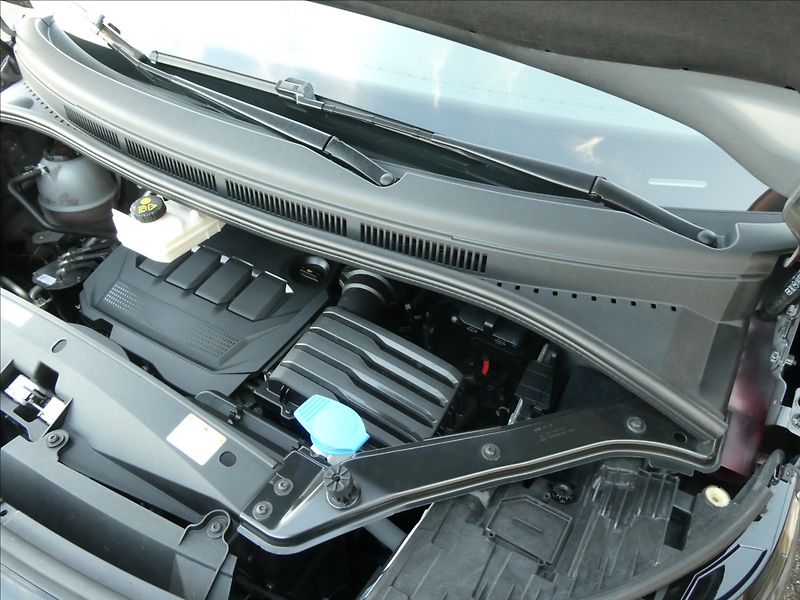 Volkswagen Multivan 2,0 TDi BULLI 1.MAJITEL,DPH,ČR - fotka 40 z 45