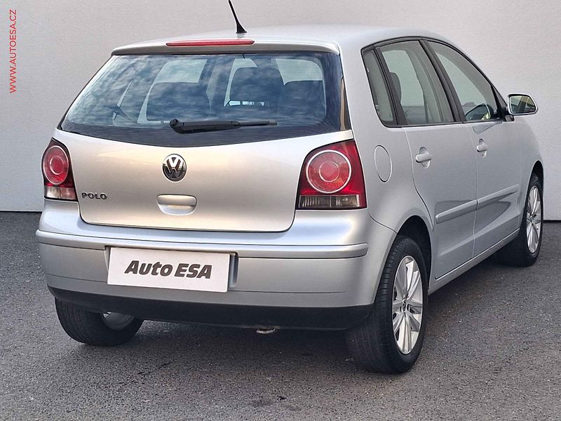 Volkswagen Polo (2009) 1.2i, ČR, AC, el. výbava - fotka 4 z 15