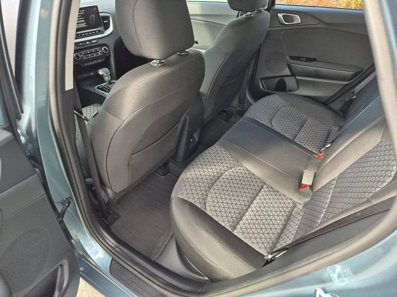 Kia Ceed SW (2025) 1.5TGD-i 103kW 7°automatická - fotka 13 z 33