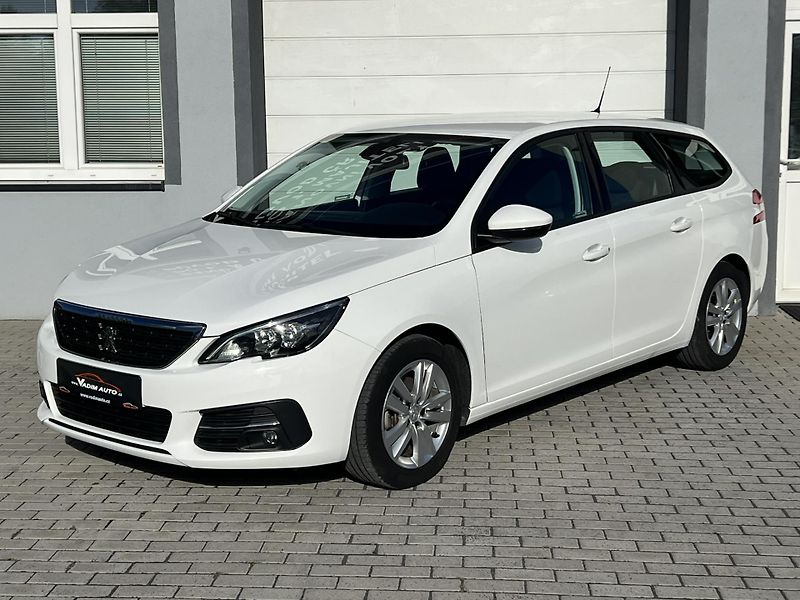 Peugeot 308 (2022) 1.2PT 96kW KAMERA  ČR NOVÉ - fotka 2 z 20