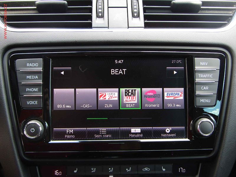Škoda Octavia (2013) 2.0TDi, RS, DSG, navi, bixen - fotka 17 z 21
