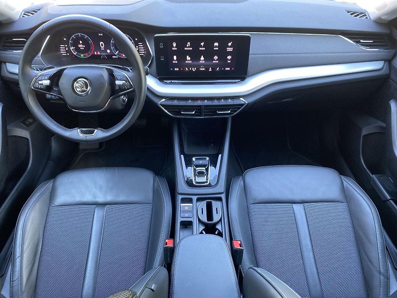 Škoda Octavia (2023) 1.5 TSI M-HEV DSG Style - fotka 5 z 38