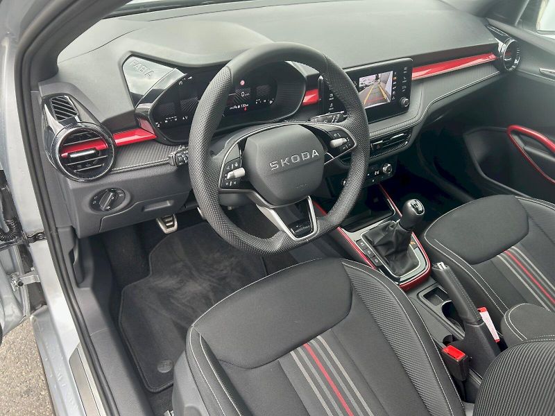 Škoda Fabia (2025) Monte Carlo 1.0 TSI 85 kW - fotka 15 z 31