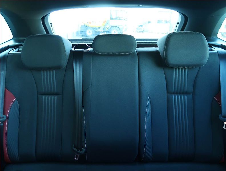 Škoda Scala (2022) Monte Carlo 1.0 TSI - fotka 10 z 22