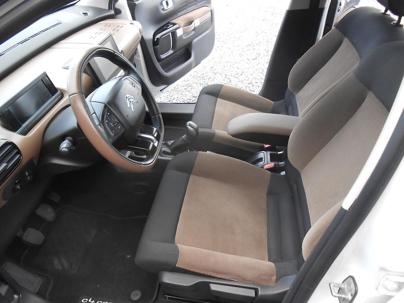 Citroën C4 Cactus Edice,81kw,navi,kamera - fotka 13 z 32