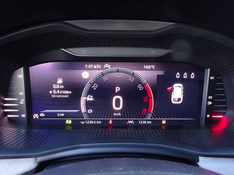 Škoda Scala (2025) 1,0TSi /85kW DSG Top Selection - fotka 14 z 29