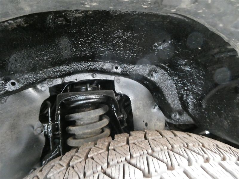 Mitsubishi L200 2,5 DI-D 100kW REZERVACE - fotka 12 z 36