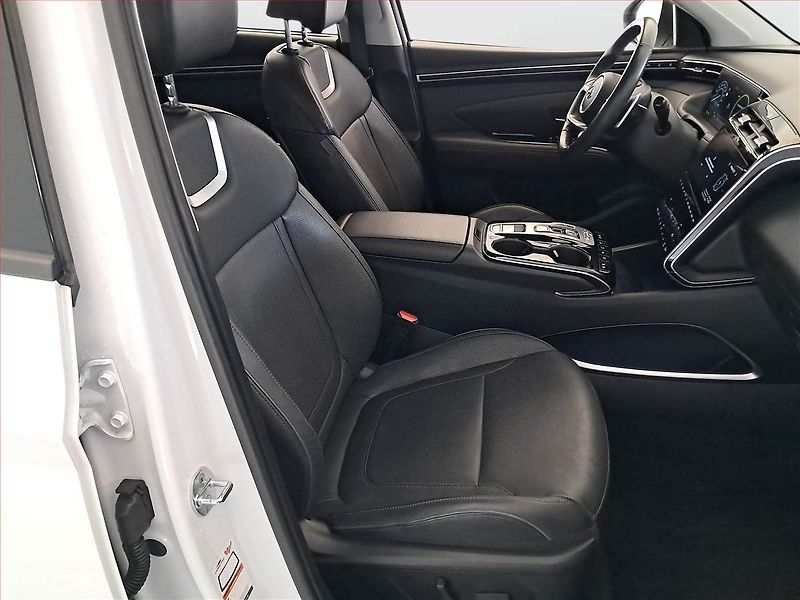 Hyundai Tucson (2022) Premium 1.6 T-GDI HEV - fotka 9 z 21
