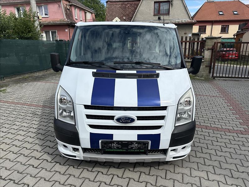 Ford Transit 2,2 TDCI obytná vestavba - fotka 10 z 32
