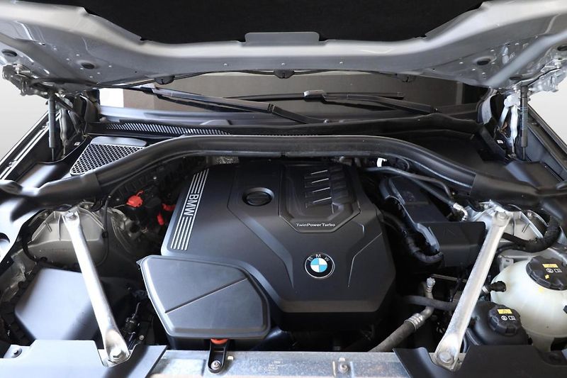BMW X3 xDrive30i - fotka 8 z 21