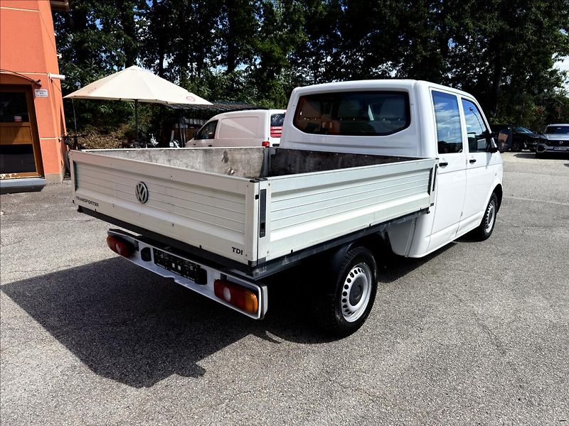 Volkswagen Transporter 2,0 TDi  6 Míst - fotka 5 z 24