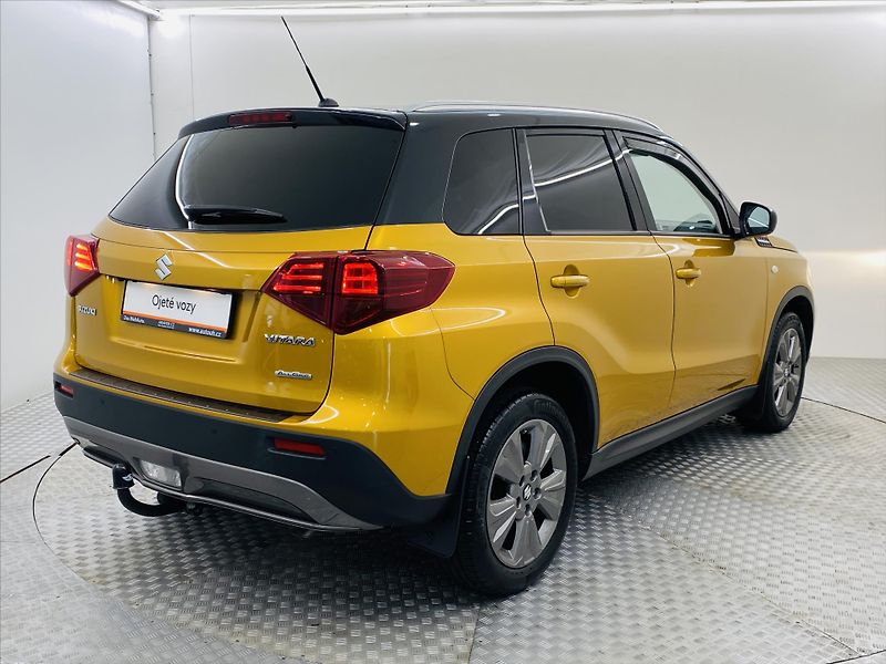 Suzuki Vitara 1,4 BoostJet Allgrip - fotka 2 z 27