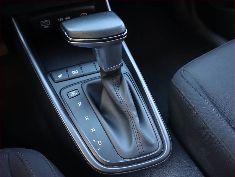 Hyundai i20 (2025) 1.0 T-GDI, Automat, Serv.kniha - fotka 13 z 21