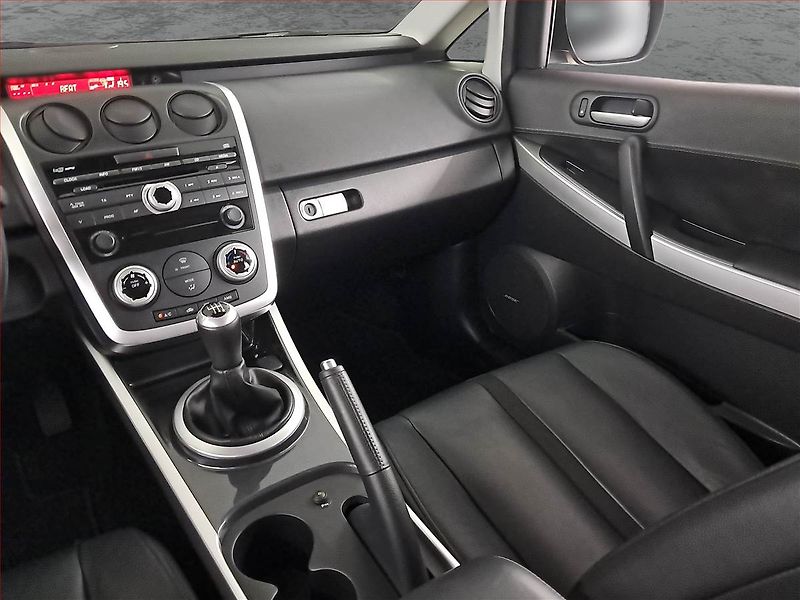 Mazda CX-7 (2008) 2.3 DISI Turbo, 4X4 - fotka 8 z 20