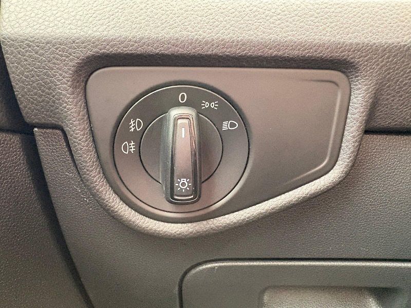 Volkswagen Touran (2018) 1.6 TDI 85kW - fotka 22 z 24