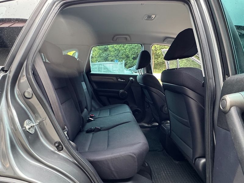 Honda CR-V (2011) 2.2 i DTEC, 4x4 - fotka 13 z 32