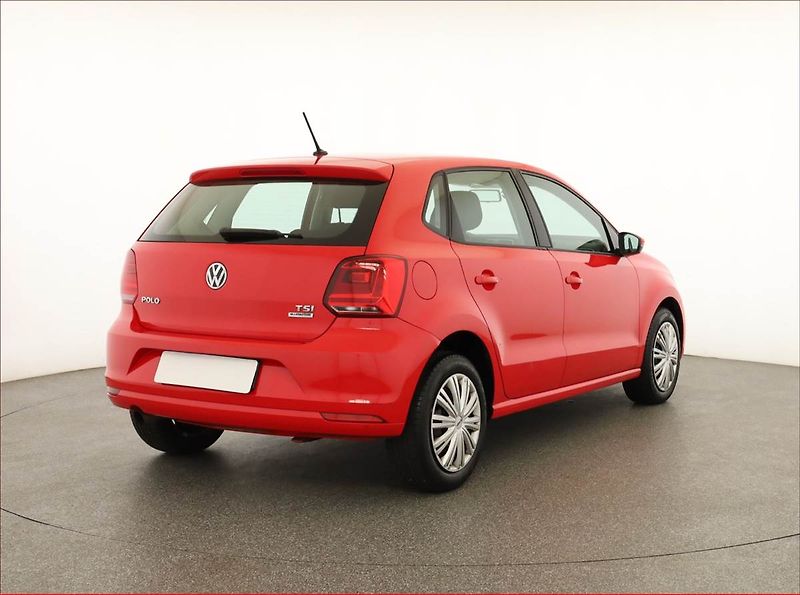 Volkswagen Polo (2016) 1.2 TSI, Automat, ČR,1.maj - fotka 5 z 18