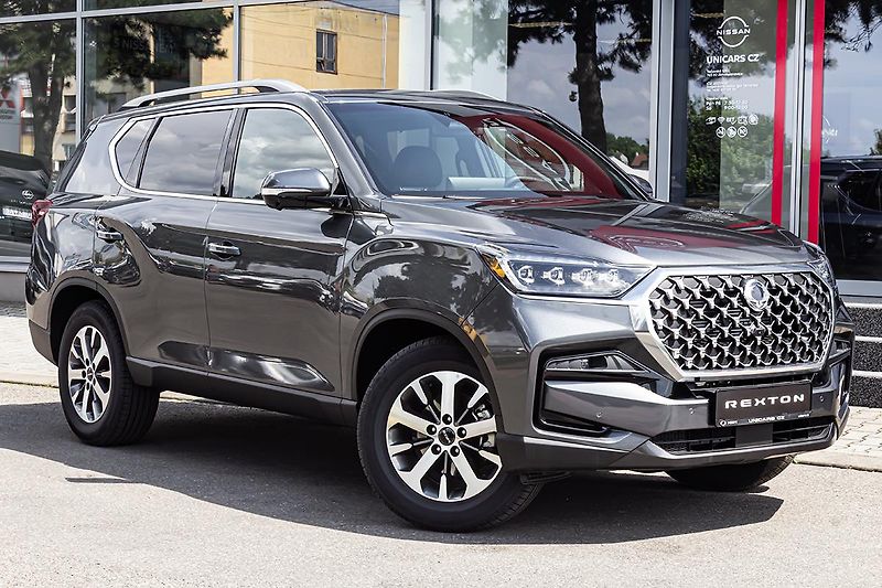 KGM Rexton (2026) 2,2 e-XDI 4WD PREMIUM PLUS - fotka 3 z 17