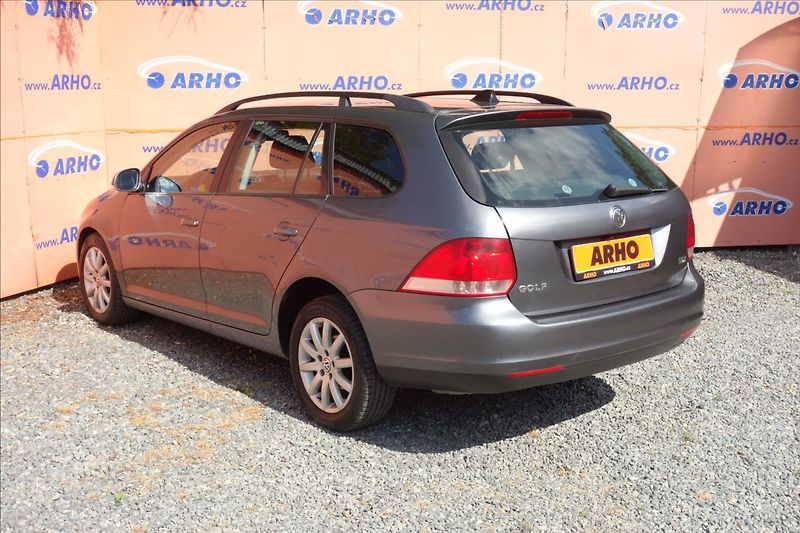 Volkswagen Golf 1,9 TDi 77KW, ČR, SERVIS. KN. - fotka 5 z 38