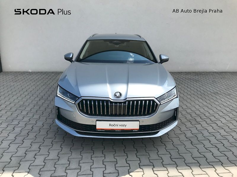 Škoda Superb (2025) COMBI L K TD 142/2.0 A7A - fotka 4 z 29