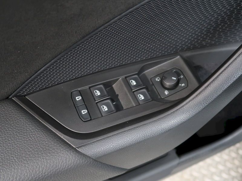 Škoda Octavia (2025) TOP SELECTION 2.0TDI 110KW DSG - fotka 40 z 44