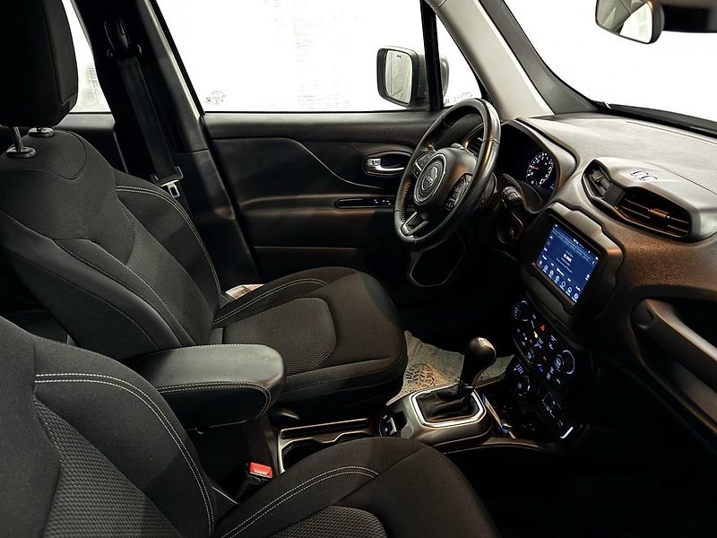 Jeep Renegade (2020) 1.3i,T4,180CV,REZERVOVÁNO - fotka 2 z 28