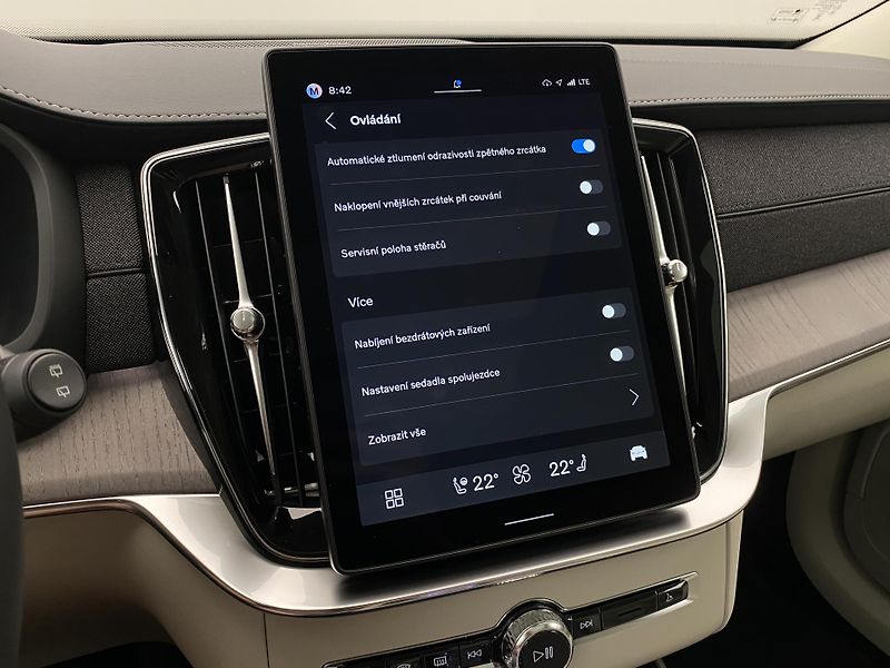 Volvo XC90 (2026) B5 AWD AUT BRIGHT PLUS 7míst - fotka 54 z 70