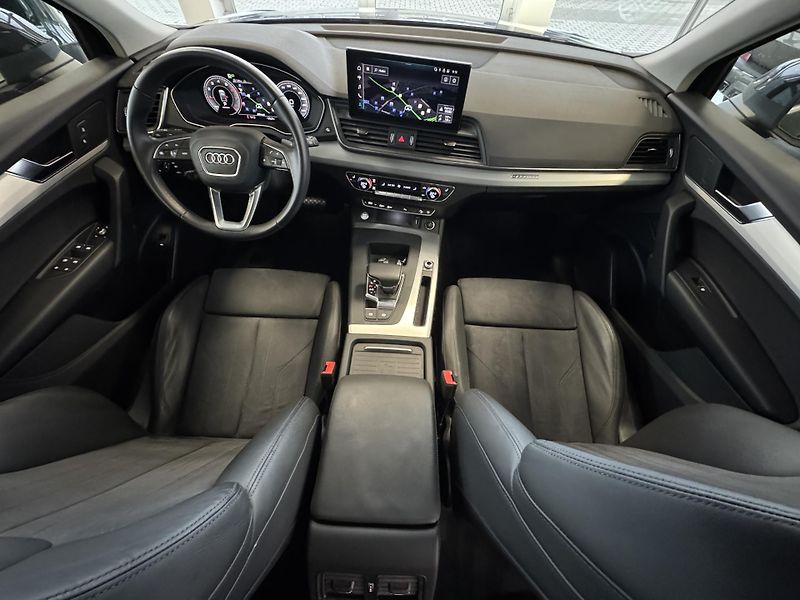 Audi Q5 (2023) 40TFSI 4x4 Advanced Tažné LED  - fotka 9 z 42