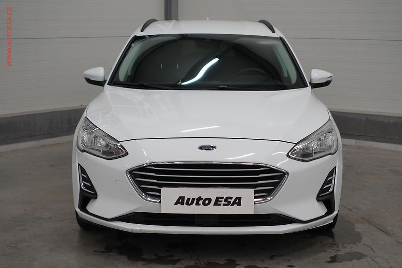 Ford Focus (2018) 1.5 TDCi, ČR, autoAC - fotka 2 z 22
