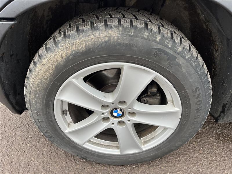 BMW X5 2,9 d 135KW AUT 4x4 KLIM TAŽNÉ - fotka 35 z 35