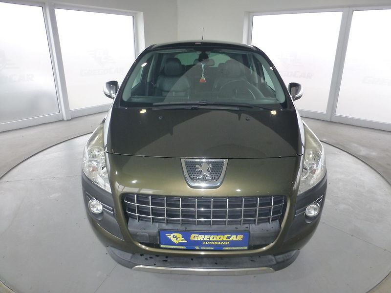 Peugeot 3008 (2012) 1,6i-115KW*PANORAMA*NAV*VYHŘ.S - fotka 3 z 27