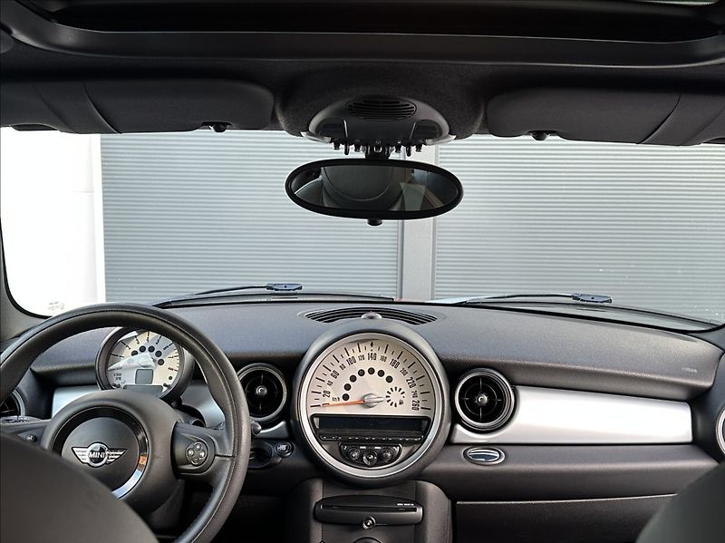 Mini Clubman 1,6 122PS  Chili JCW Recaro - fotka 31 z 50