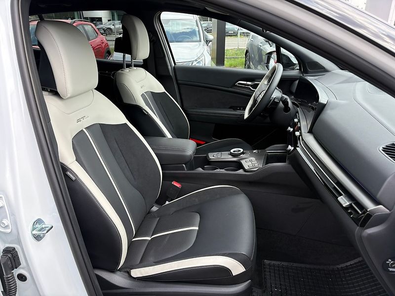 Kia Sportage (2025) 1,6 T-GDi GPF 4x4 7DCT GT-LINE - fotka 11 z 23