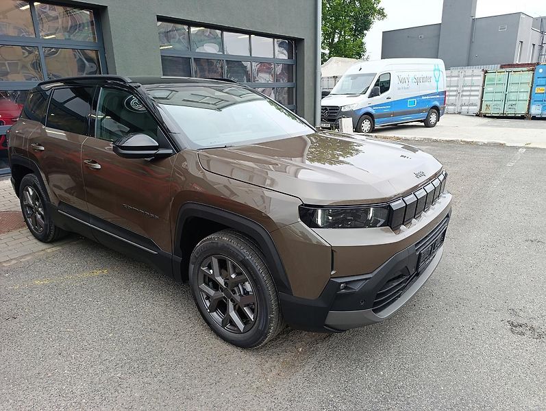 Jeep Compass (2026) First Edition e-Hybrid 145k - fotka 5 z 30