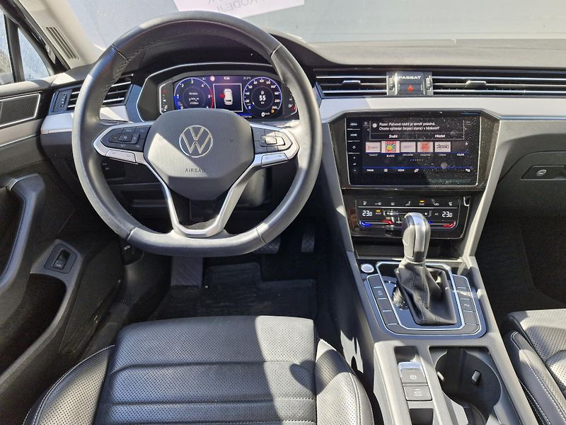 Volkswagen Passat VIII Elegance 2,0 TDI (147 kW) - fotka 7 z 9