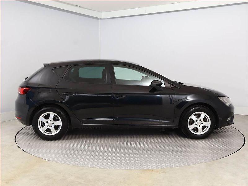 Seat Leon (2013) 1.2 TSI, Serv.kniha, Tempomat - fotka 6 z 12