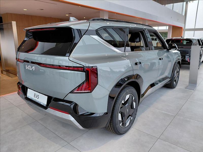 Kia EV5 (2025) 81,4 kWh LAUNCH EDITION - fotka 5 z 16