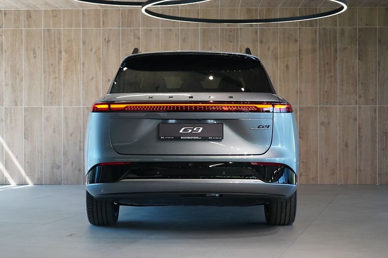 Xpeng G9 (2026) AWD Performance - 575 HP !!! - fotka 14 z 38